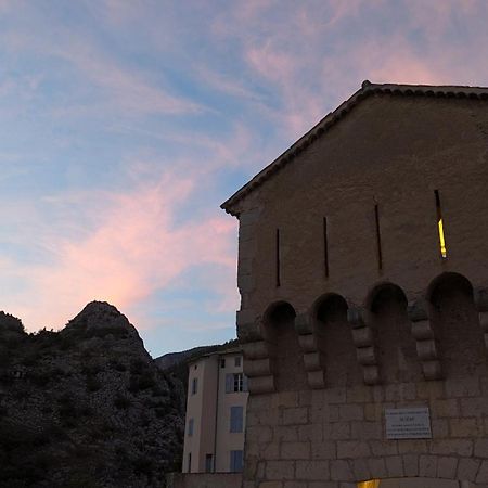 Les Gites D'Intervalles إنترافو المظهر الخارجي الصورة